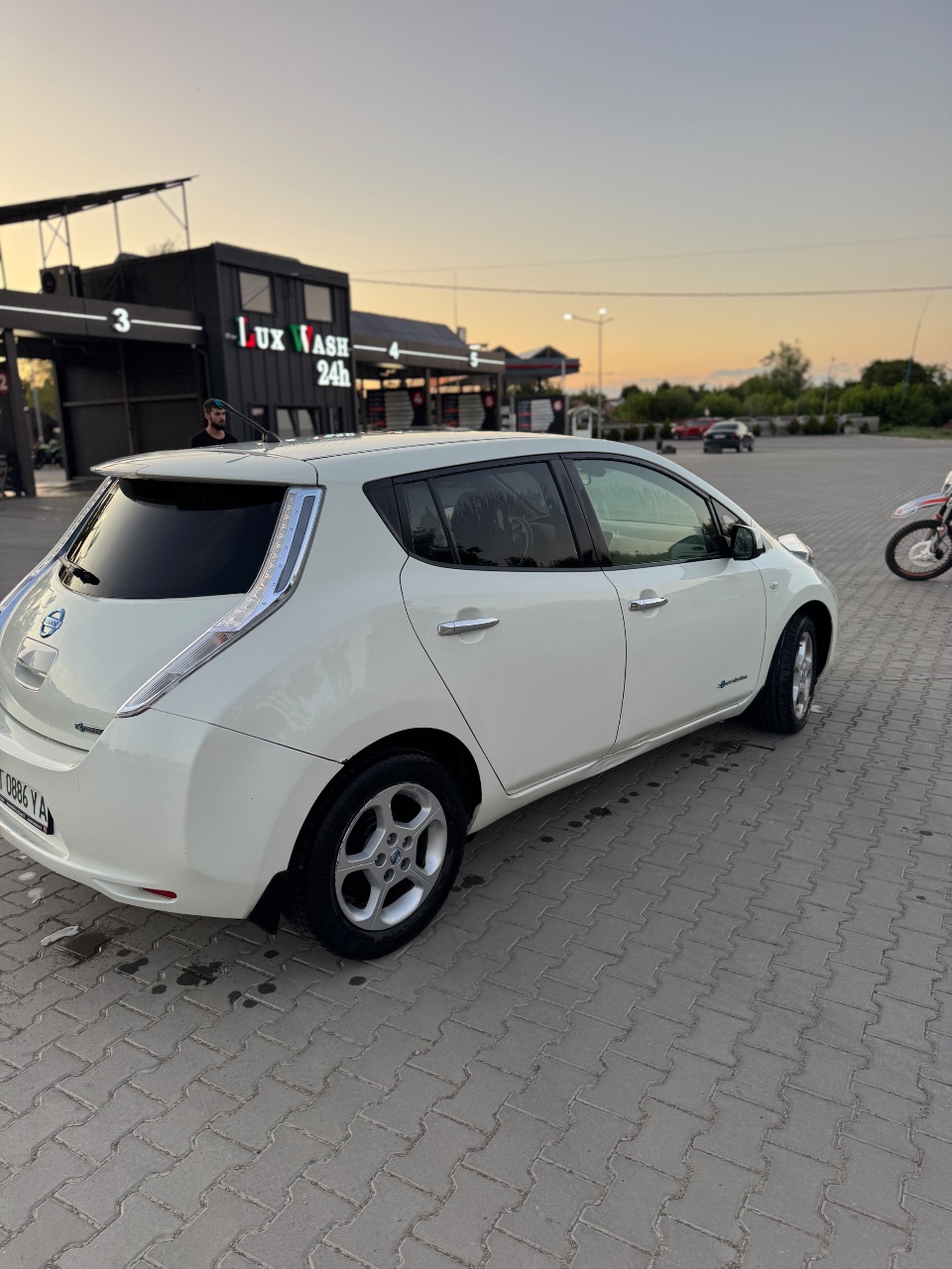 Nissan Leaf - фото 7