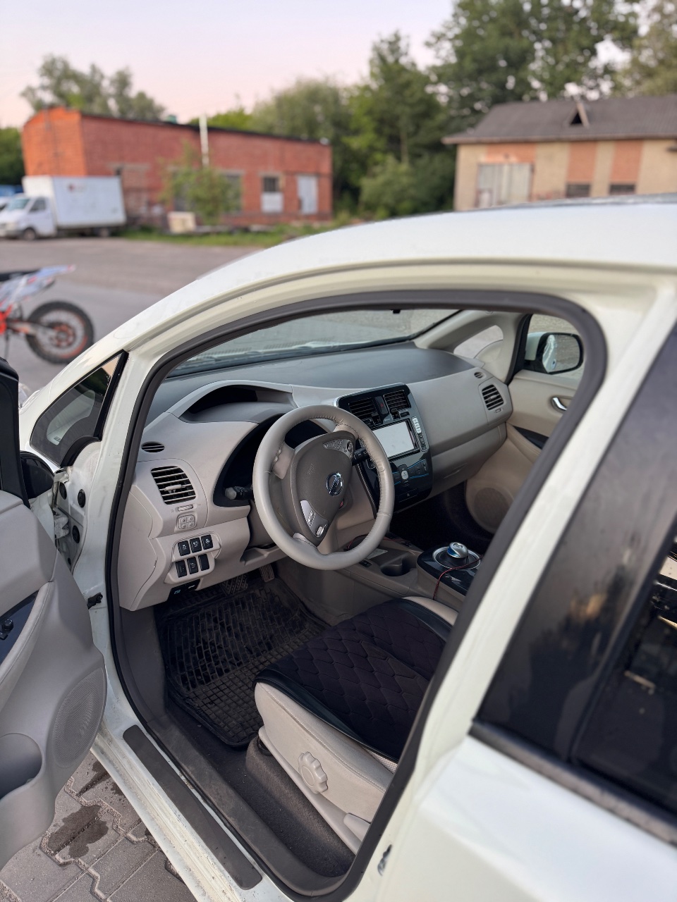 Nissan Leaf - фото 10