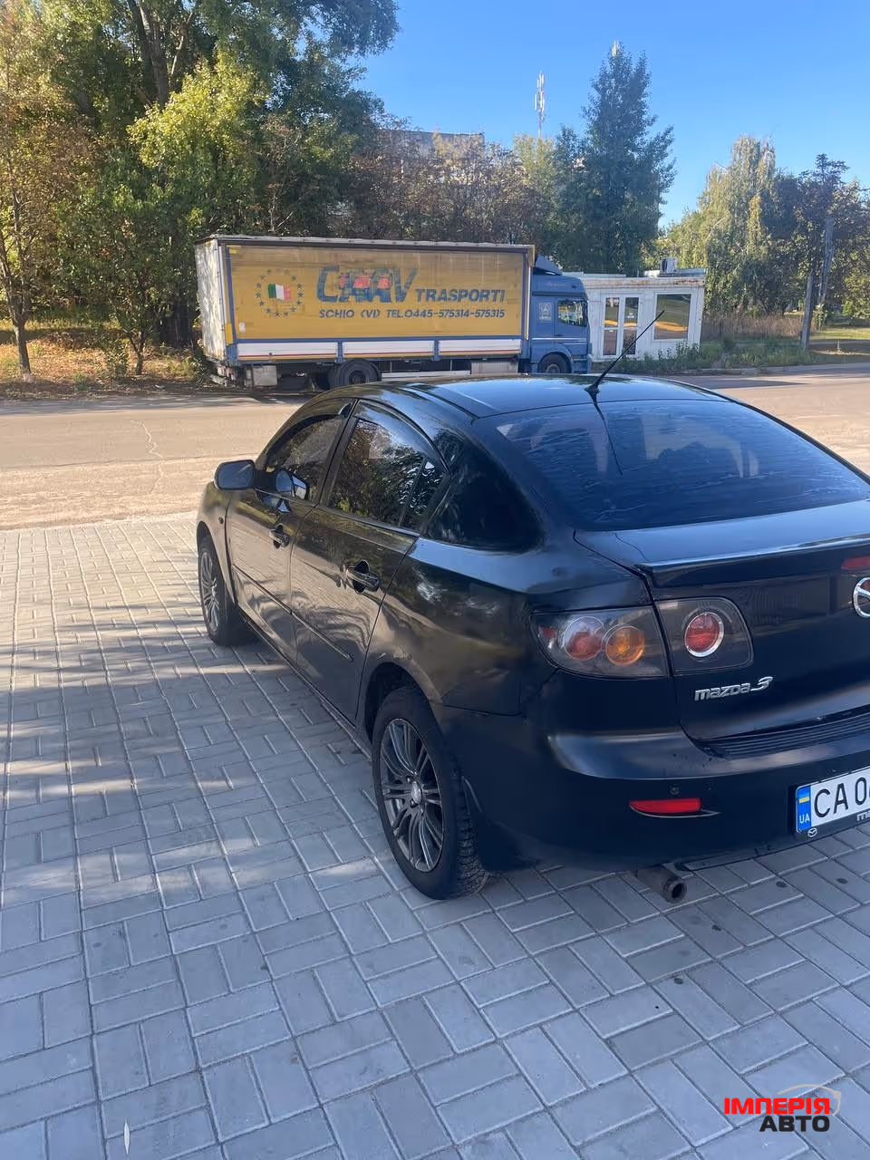 Mazda 3 - фото 3