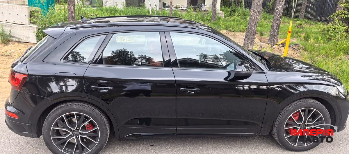 Audi SQ5 - фото 2