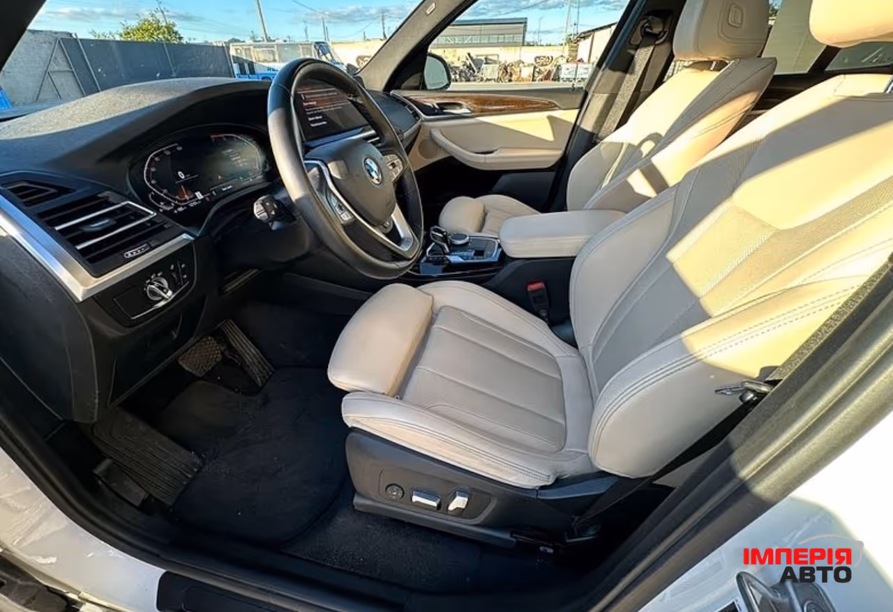 BMW X3 - фото 9
