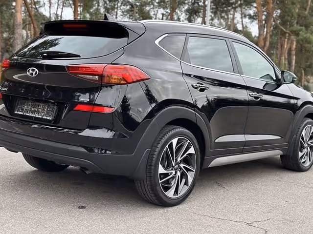 Hyundai Tucson - фото 2
