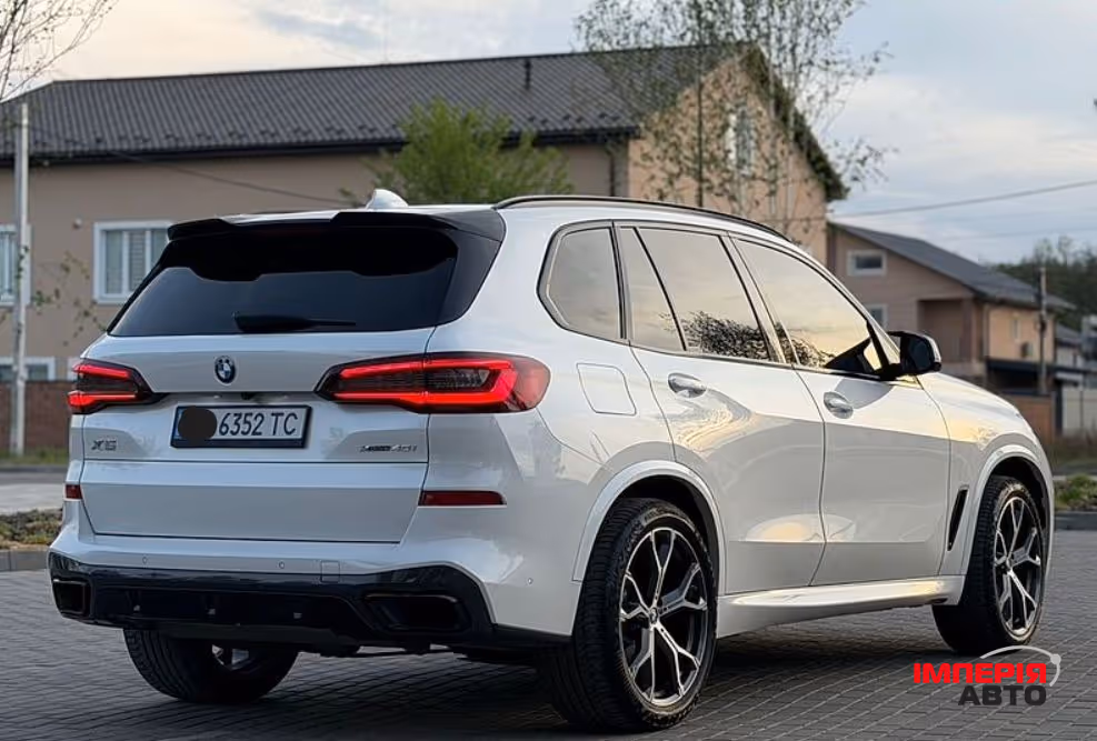BMW X5 - фото 6