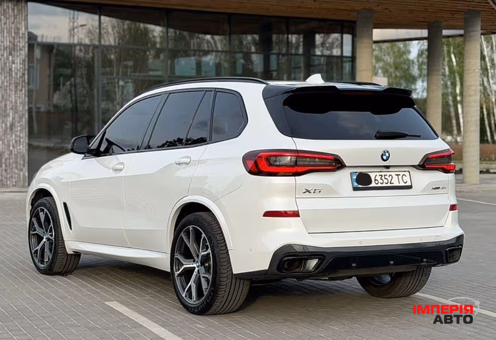 BMW X5 - фото 9