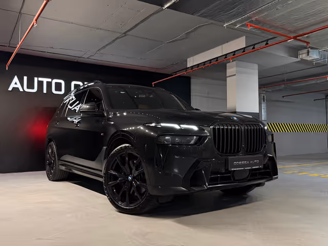 BMW X7 - фото 4