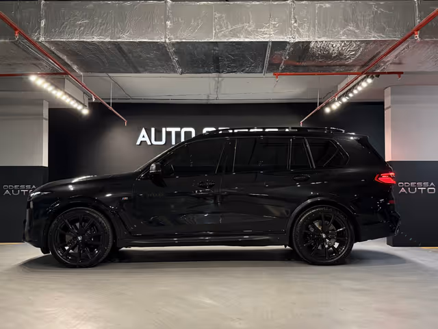BMW X7 - фото 5
