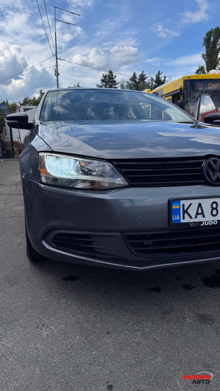 Volkswagen Jetta - фото 10