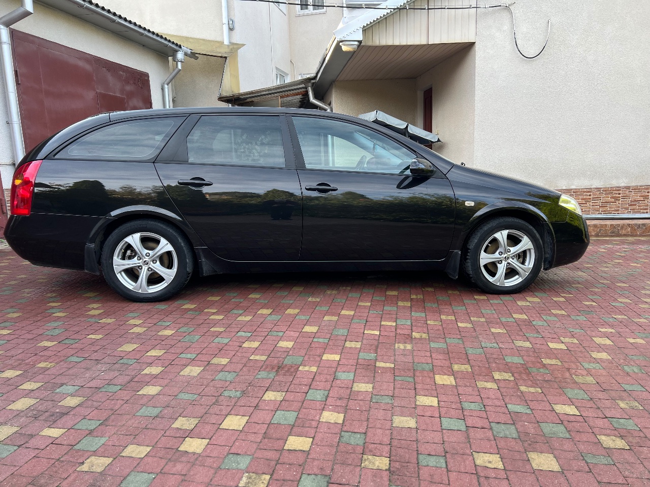 Nissan Primera - фото 3