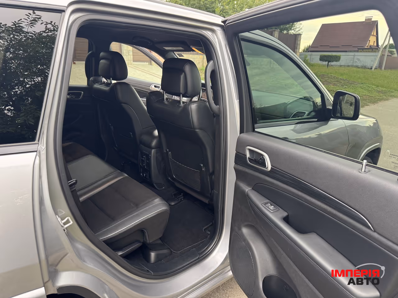 Jeep Grand Cherokee - фото 26
