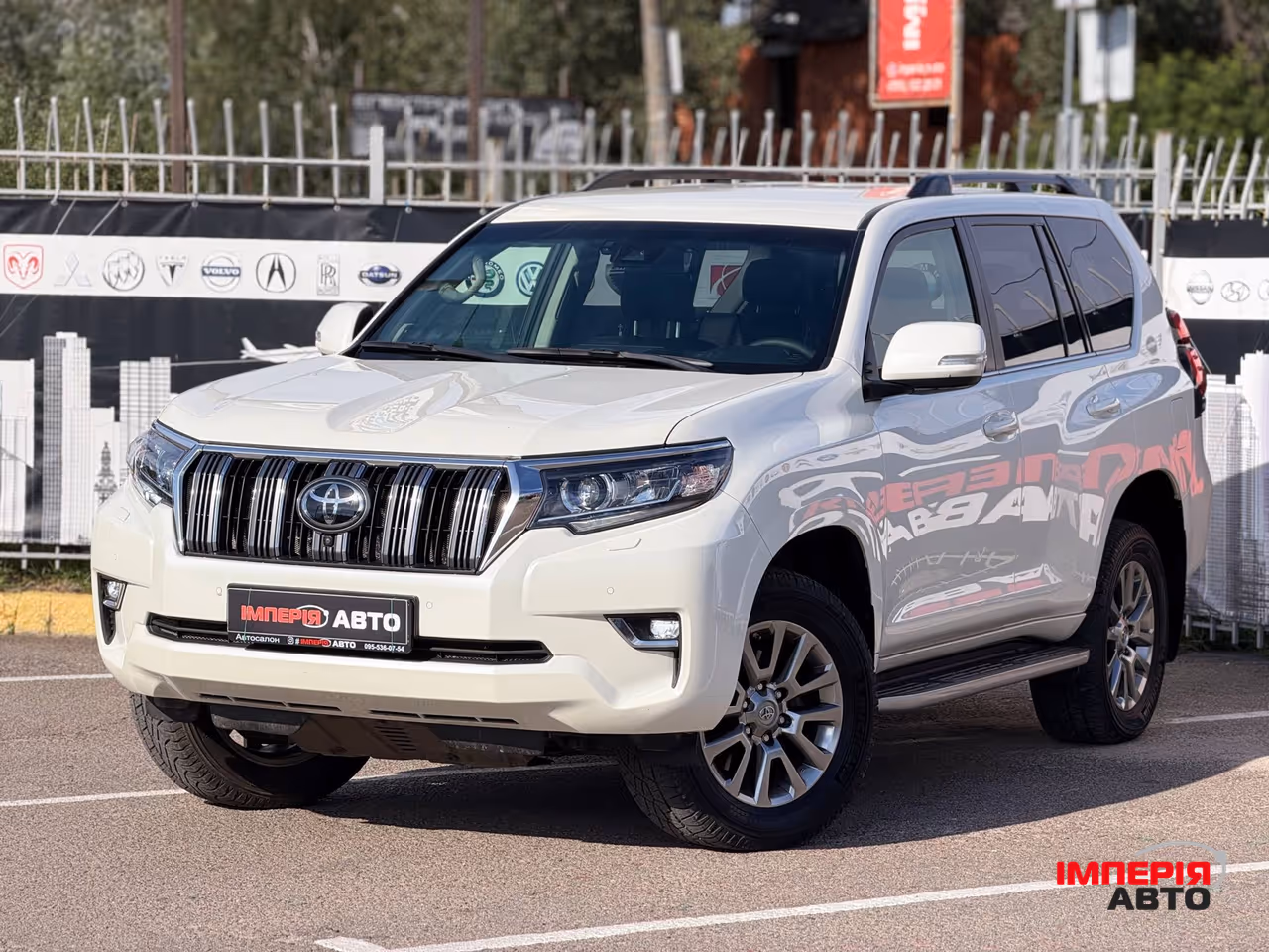 Toyota Land Cruiser Prado - фото 1