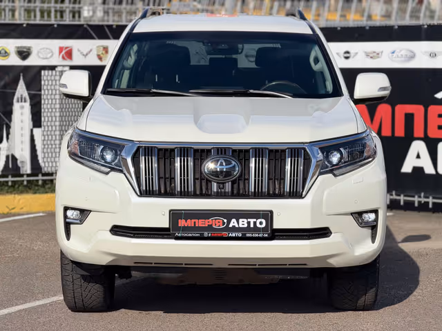 Toyota Land Cruiser Prado - фото 3