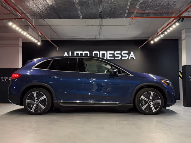 Mercedes-Benz EQE - фото 5