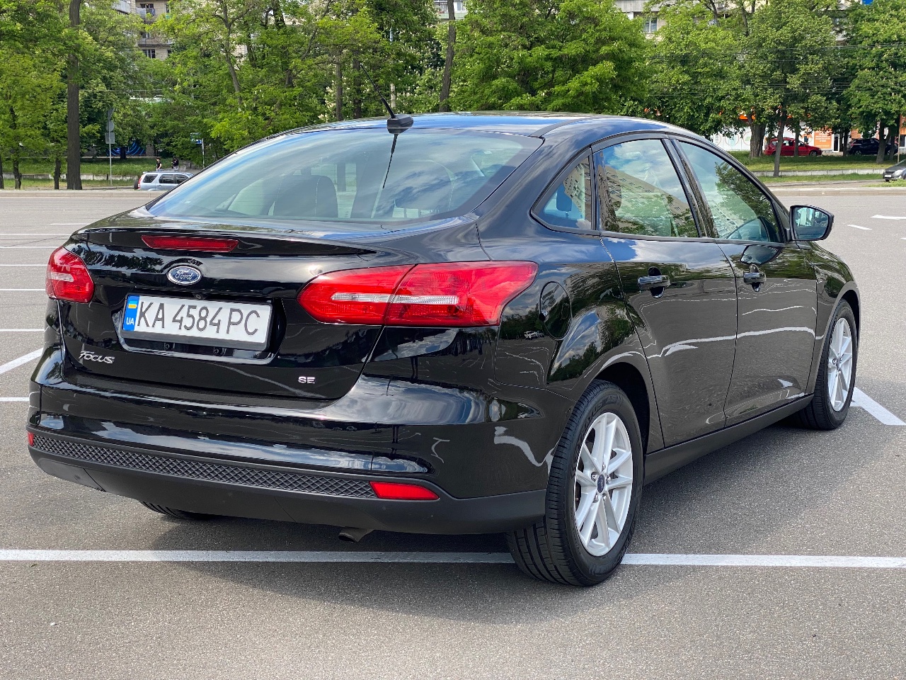 Ford Focus - фото 7