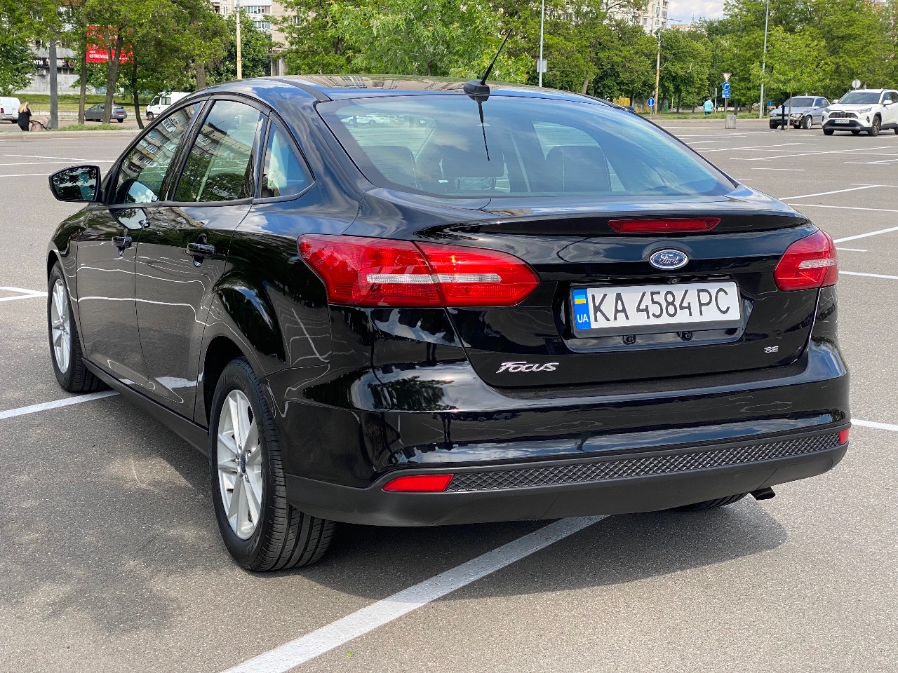 Ford Focus - фото 12