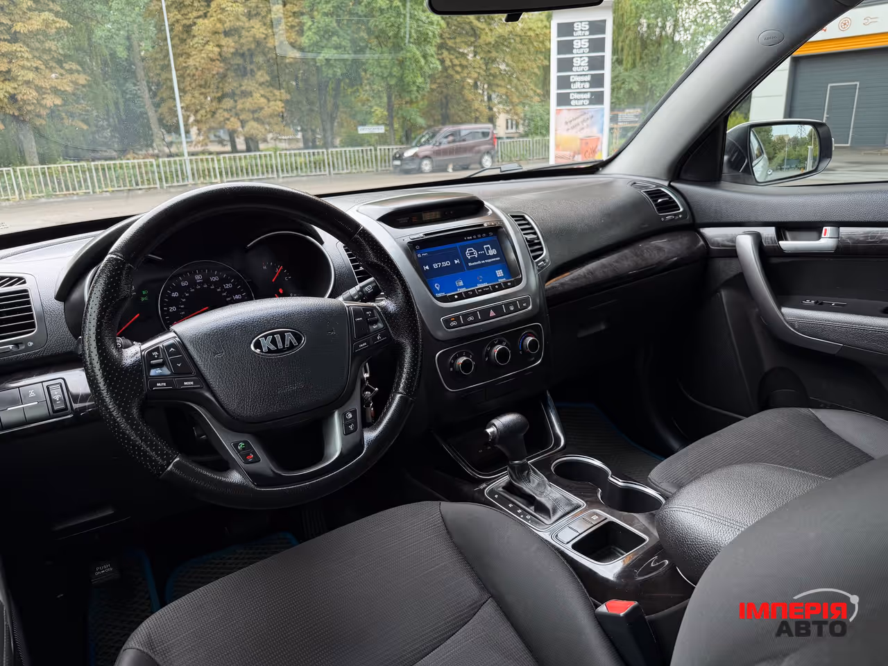 Kia Sorento - фото 9