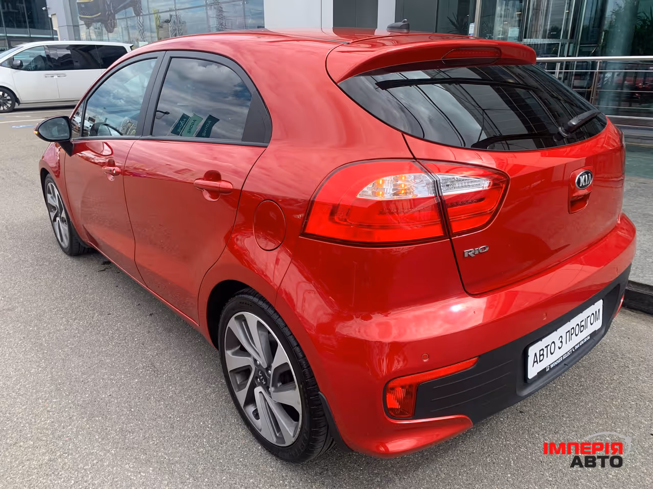 Kia Rio - фото 8