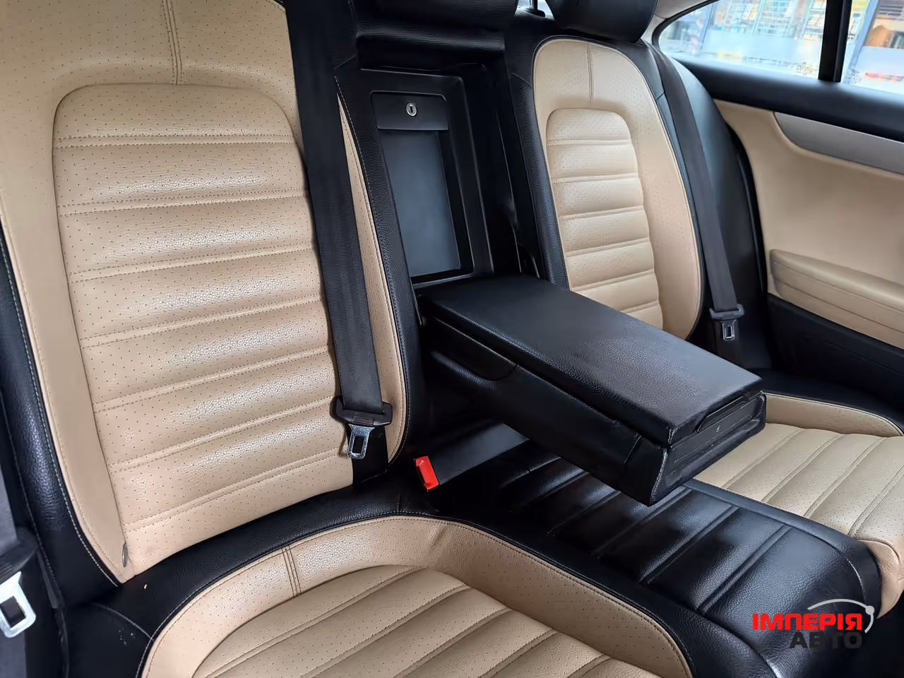 Volkswagen Passat CC - фото 10