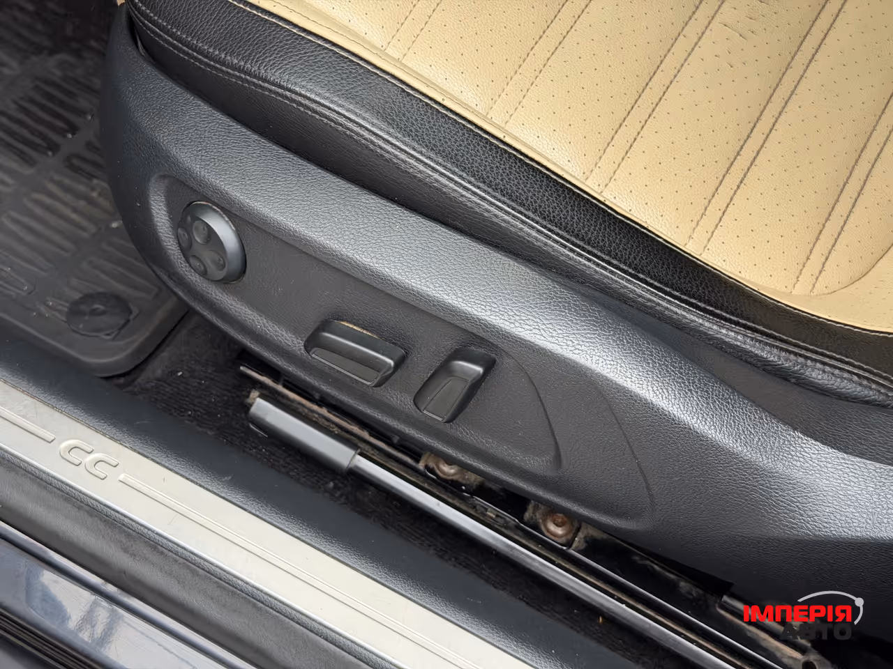 Volkswagen Passat CC - фото 39