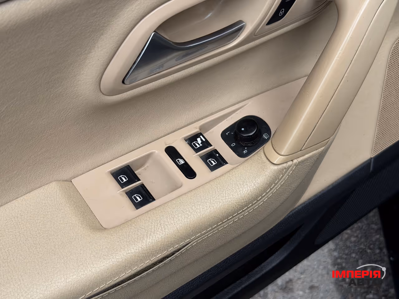 Volkswagen Passat CC - фото 37