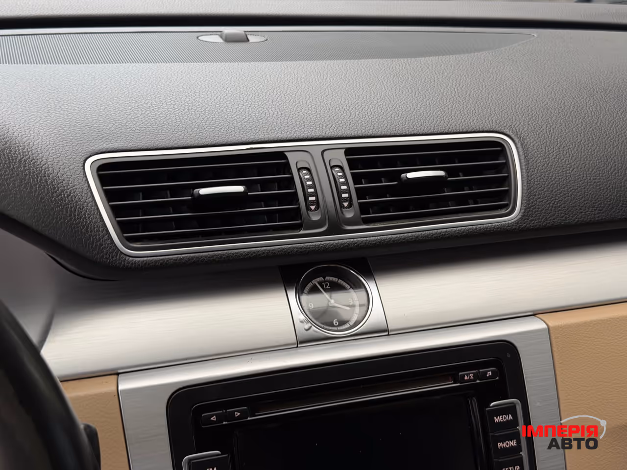 Volkswagen Passat CC - фото 45