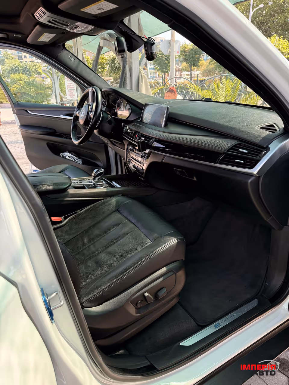 BMW X5 - фото 19