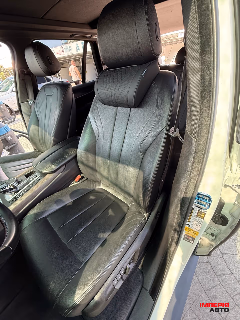 BMW X5 - фото 14