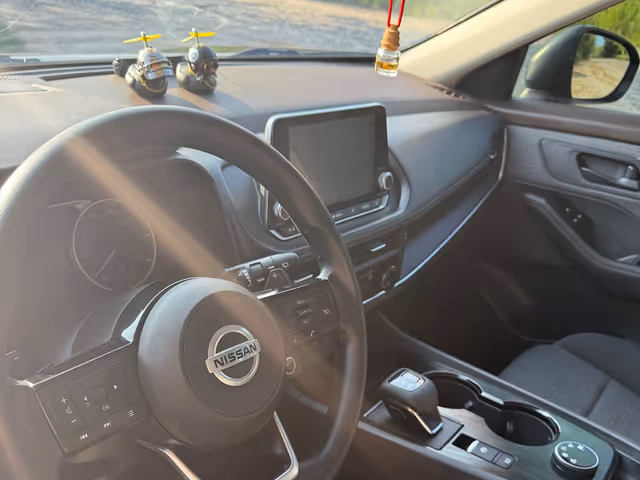 Nissan Rogue - фото 2