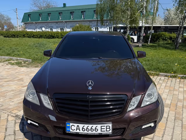 Mercedes-Benz E-Класс - фото 1