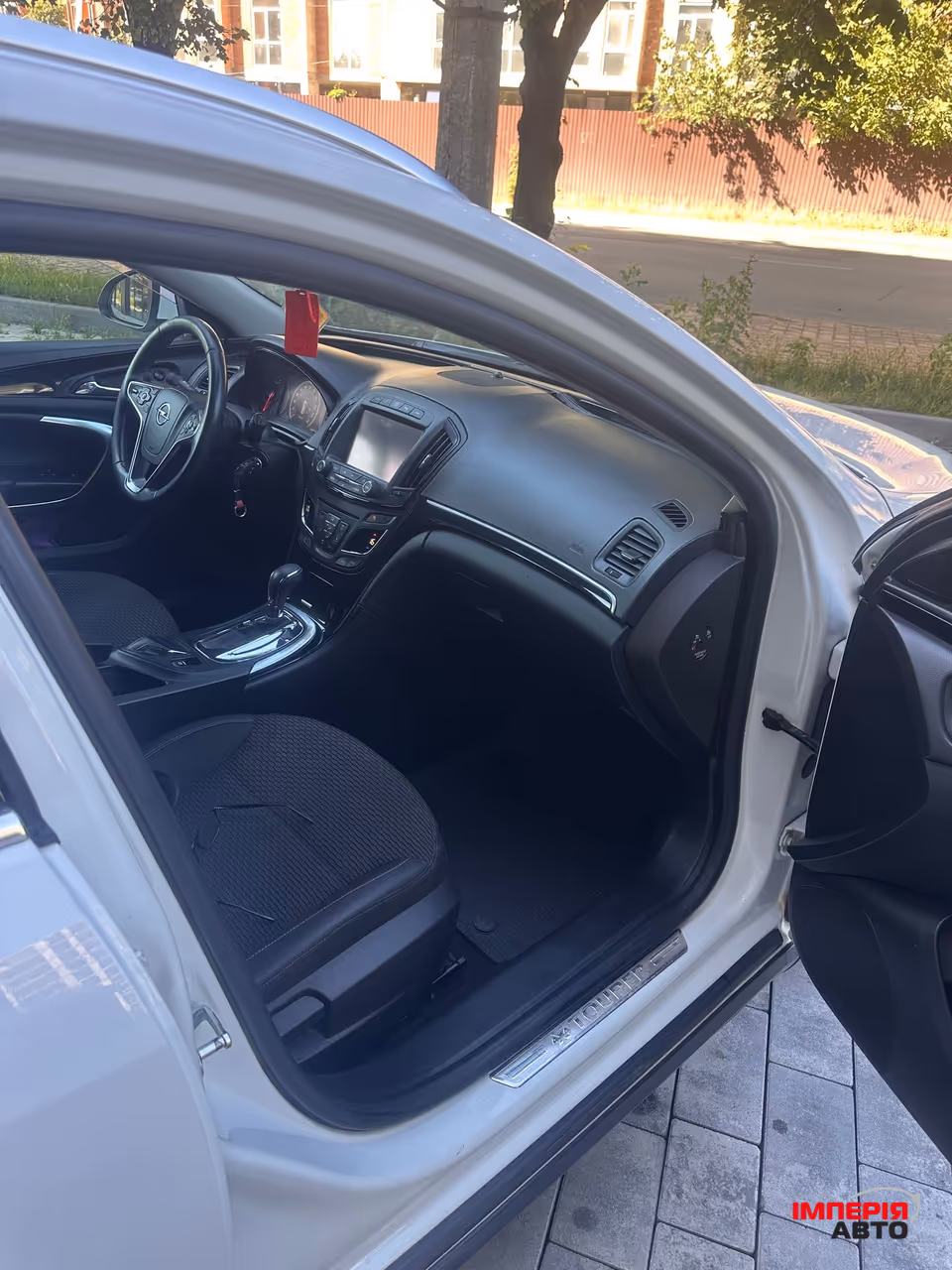 Opel Insignia - фото 12