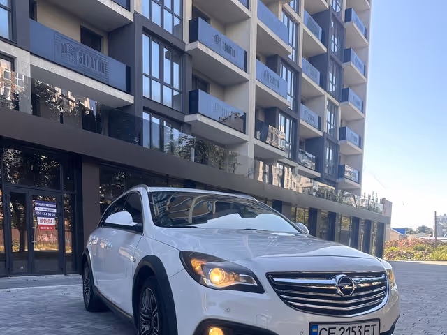 Opel Insignia - фото 1