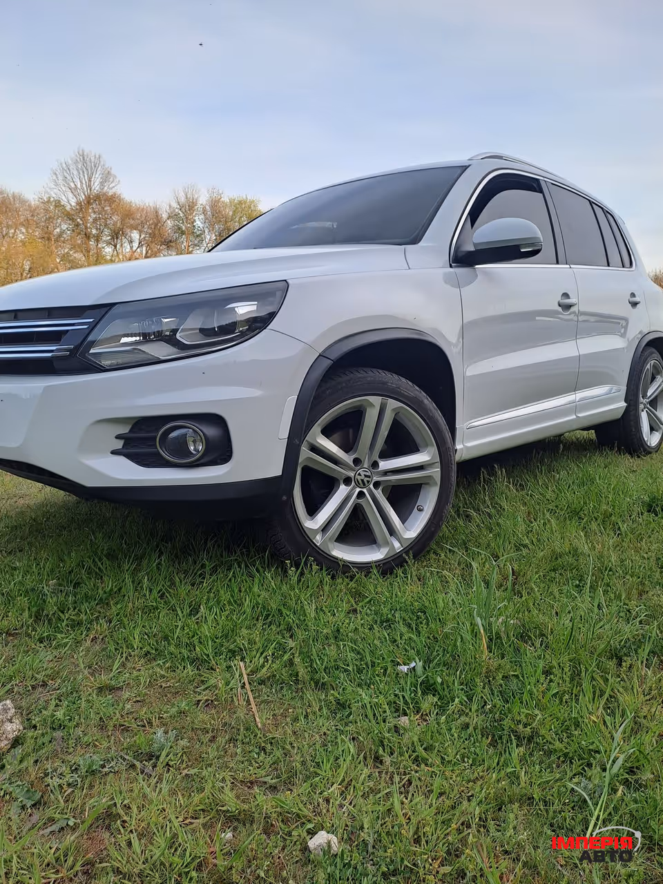 Volkswagen Tiguan - фото 9