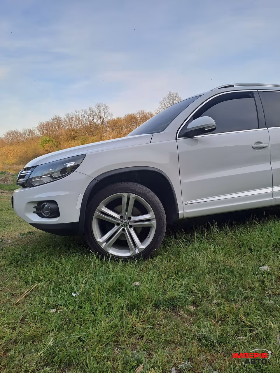 Volkswagen Tiguan - фото 11