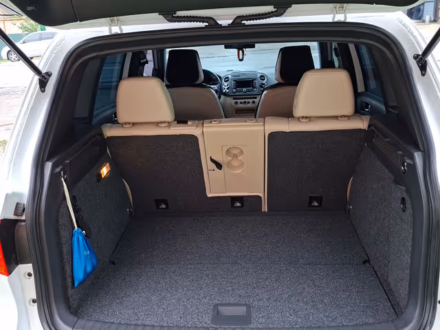 Volkswagen Tiguan - фото 5