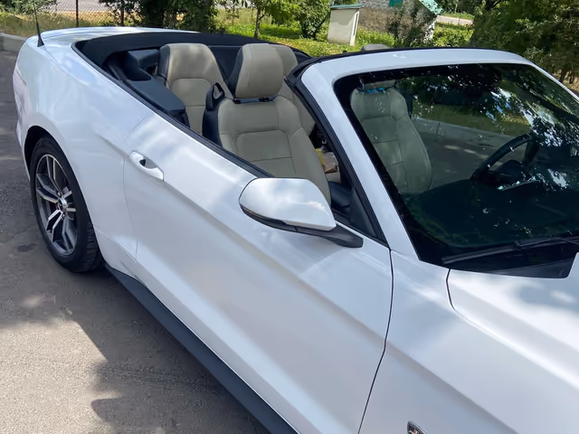 Ford Mustang - фото 2