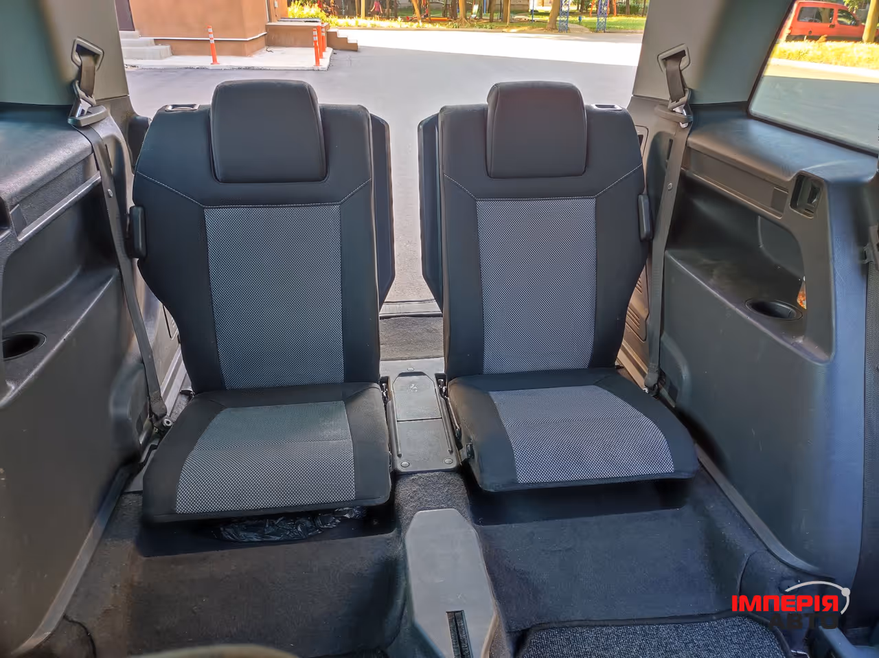 Opel Zafira - фото 10