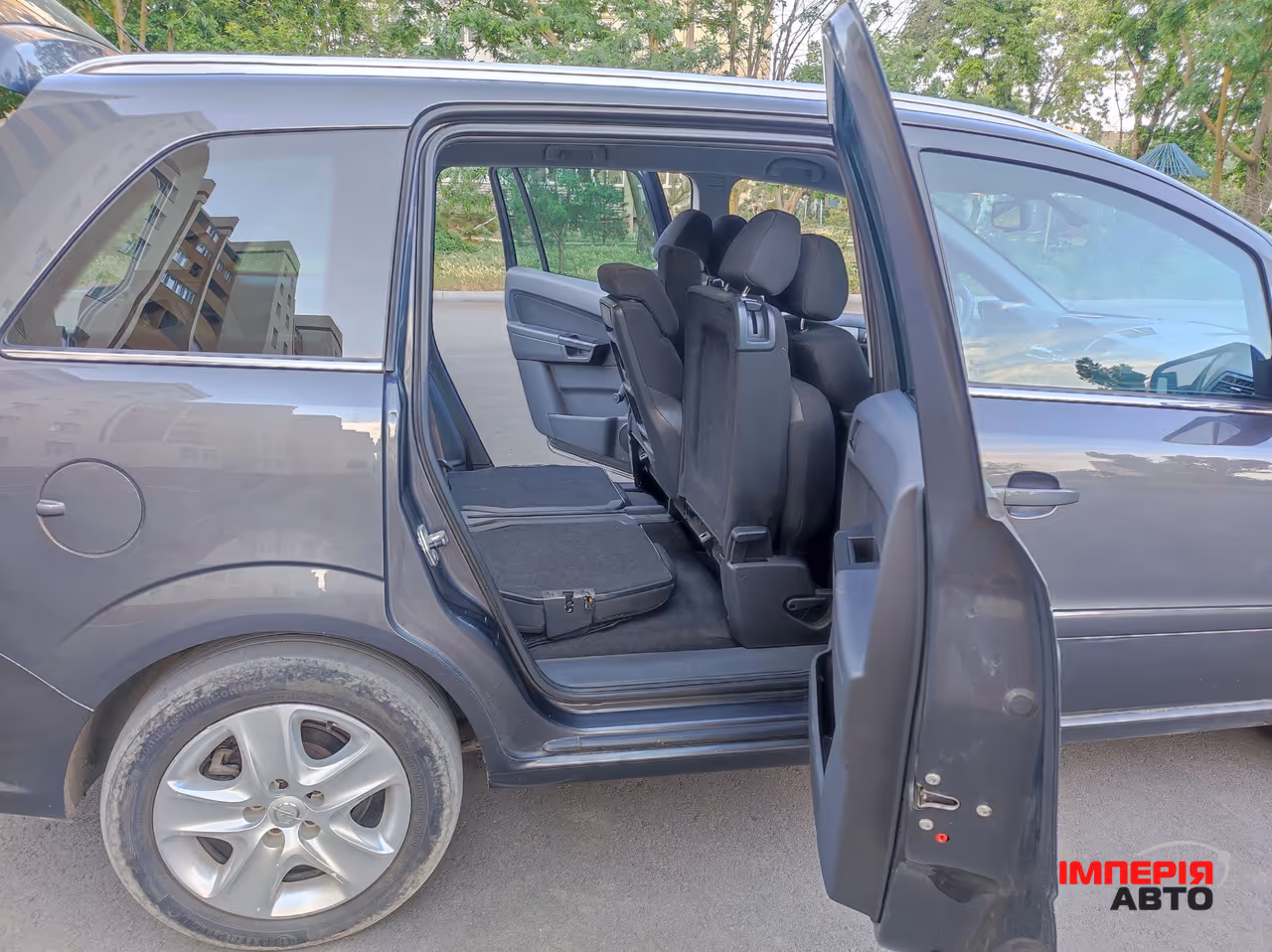 Opel Zafira - фото 7