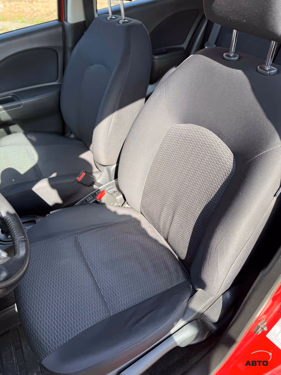 Nissan Micra - фото 11