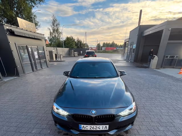 BMW 3 серії - фото 4