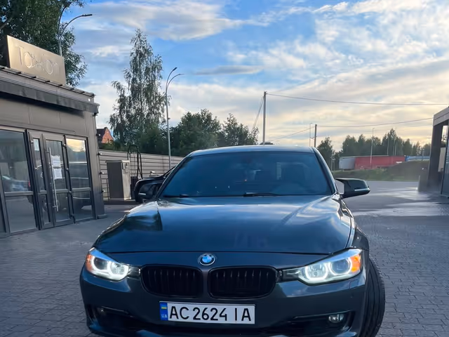 BMW 3 серії - фото 5