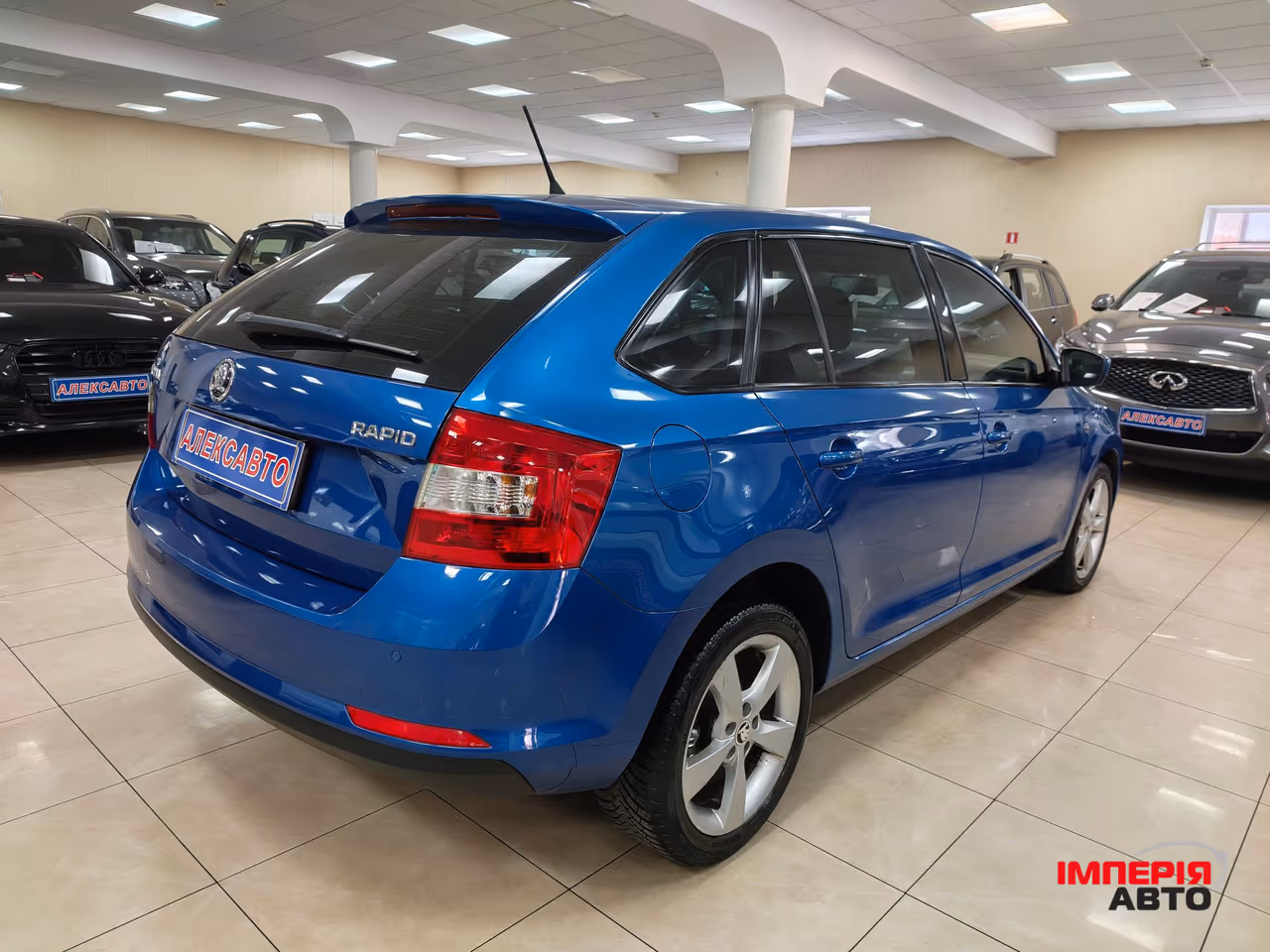 Skoda Rapid - фото 7
