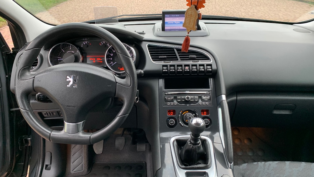 Peugeot 3008 - фото 18