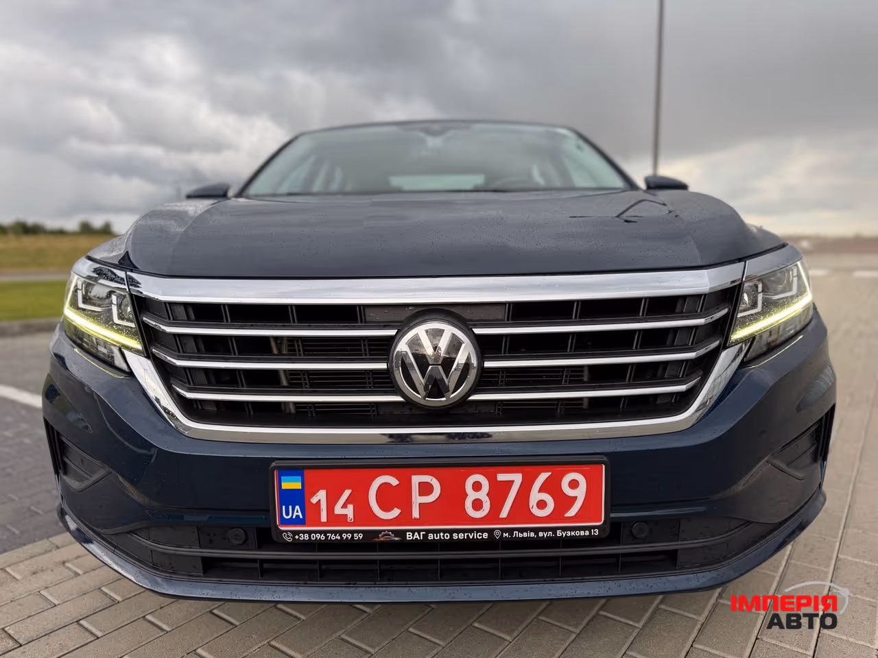 Volkswagen Passat - фото 6