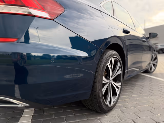 Volkswagen Passat - фото 3