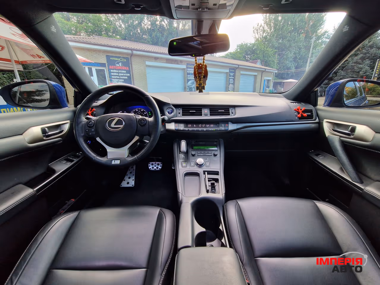 Lexus CT - фото 24