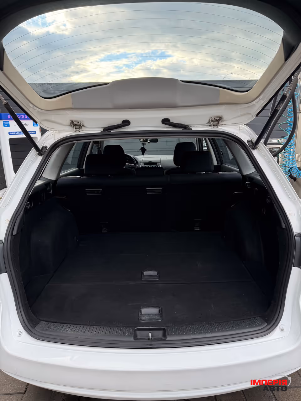 Mazda 6 - фото 21