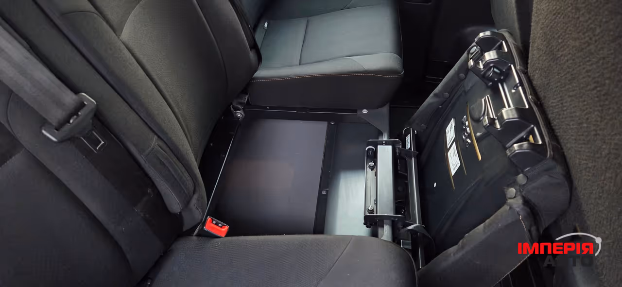 Renault Trafic - фото 13