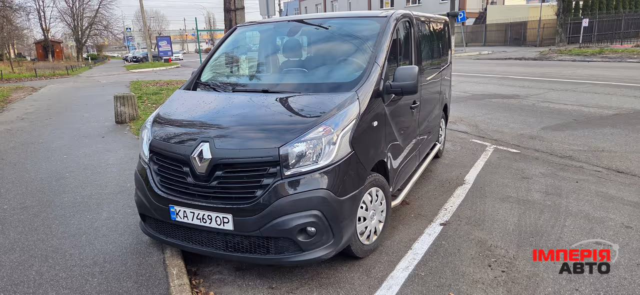 Renault Trafic - фото 1