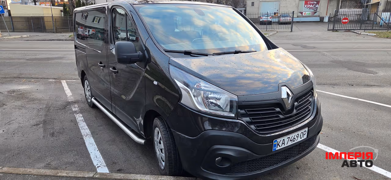 Renault Trafic - фото 3