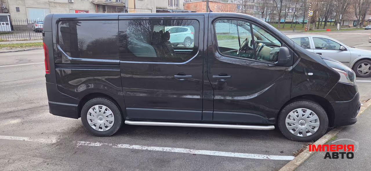 Renault Trafic - фото 4