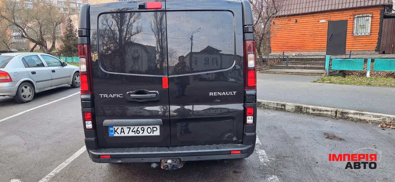 Renault Trafic - фото 6